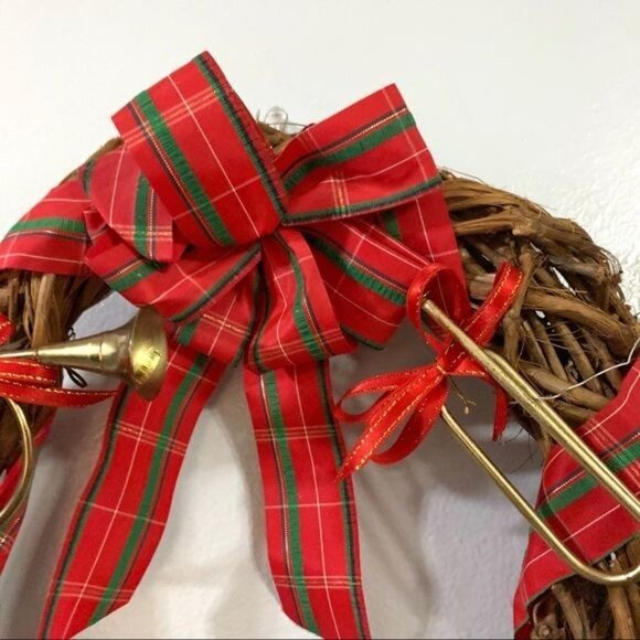 Rustic Christmas Wreath Grapevine Gold Instruments Holiday Decor - Picture 2 of 5